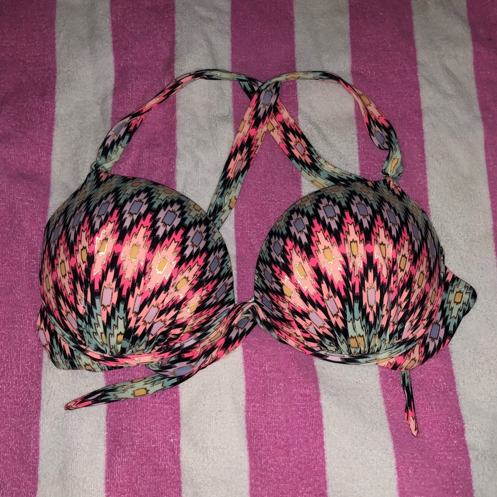 Victoria’s Secret Swim Top. 36 D.